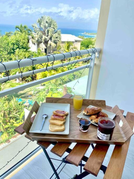 Super Appartement Refait A Neuf. Vue A Couper Le Souffle Ле Госие Екстериор снимка
